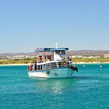 Casa Miobelle By Junto Ao Mar 타비라